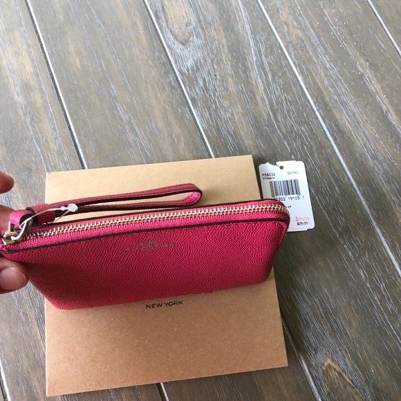 LAST ONE! Coach Pink Wristlet with Gift Box - Picture 3 of 5